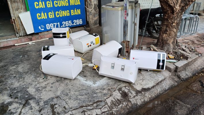 Thanh lý 10 bình nóng lạnh còn mới 1 Thanh ly 10 binh nong lanh con moi